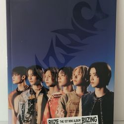 New 2024 RIIZE [RIIZING] 1st Mini Album RIIZING DAY-Photo Book/CD/Card/Stickers. This is the perfect addition to any K-pop fan's collection! The 2024 