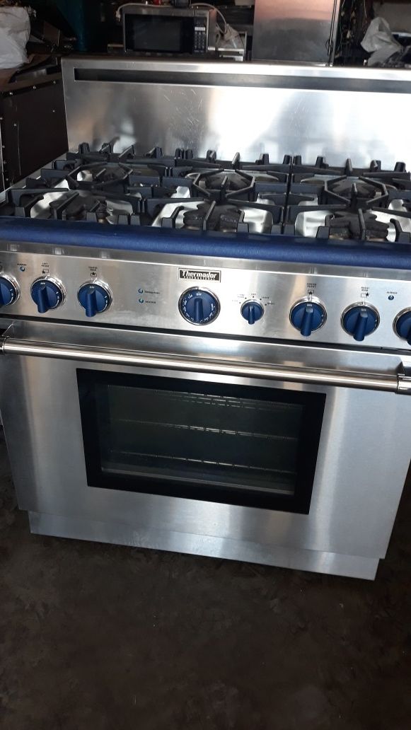 THERMADOR PROFESSIONAL STOVE 36" GAS NATURAL 6 BURNERS for Sale in