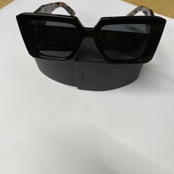 Prada PR23YS Shades