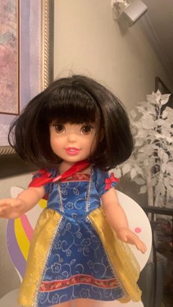 Disney Baby Snow White doll 14”