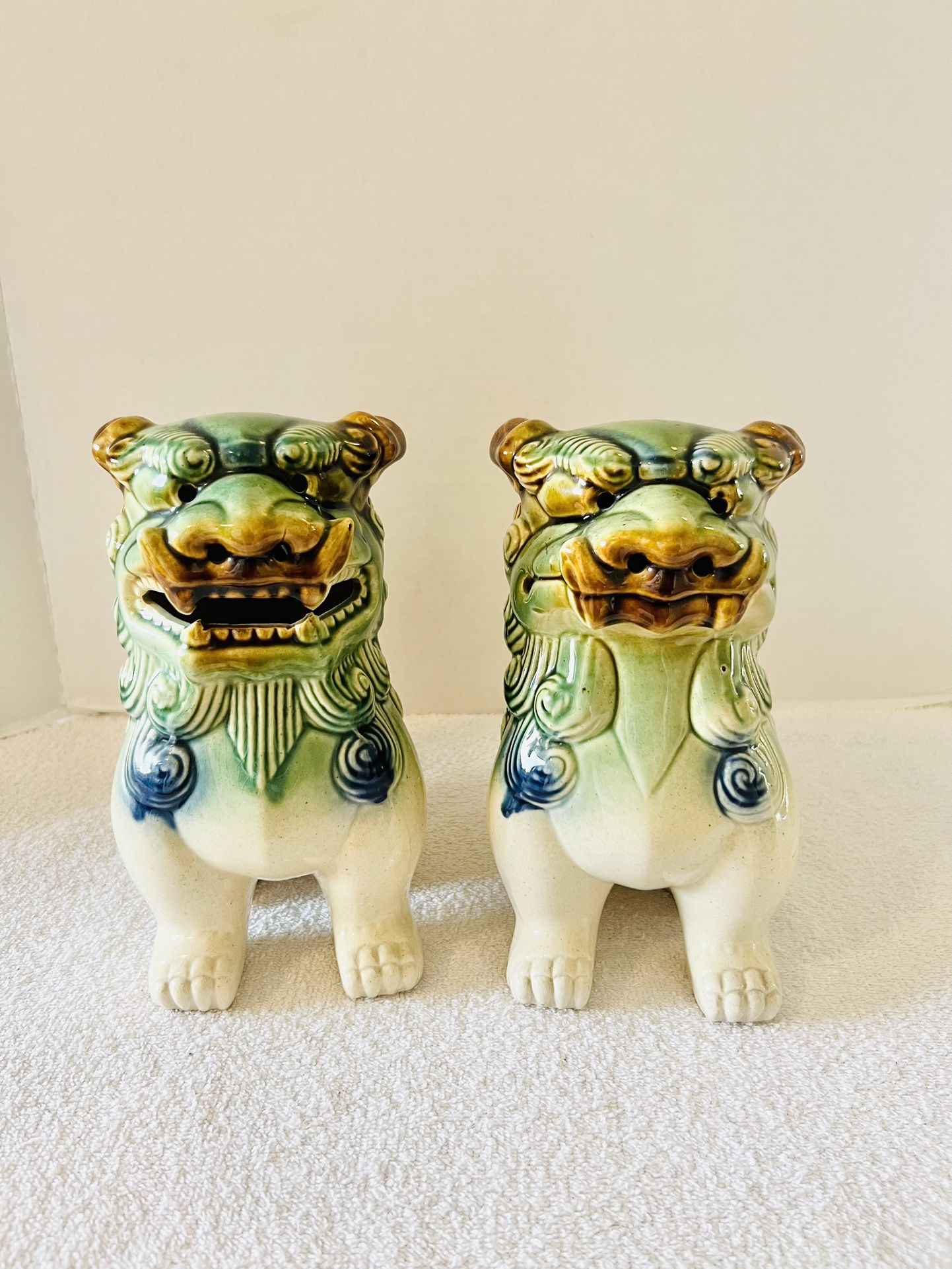 Vintage Ceramic Chinese Foo Dog Statues