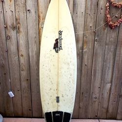 SURBOARD: PROCTOR BLACKBIRD - 6'1, 48" , 25 Volume- With Leash