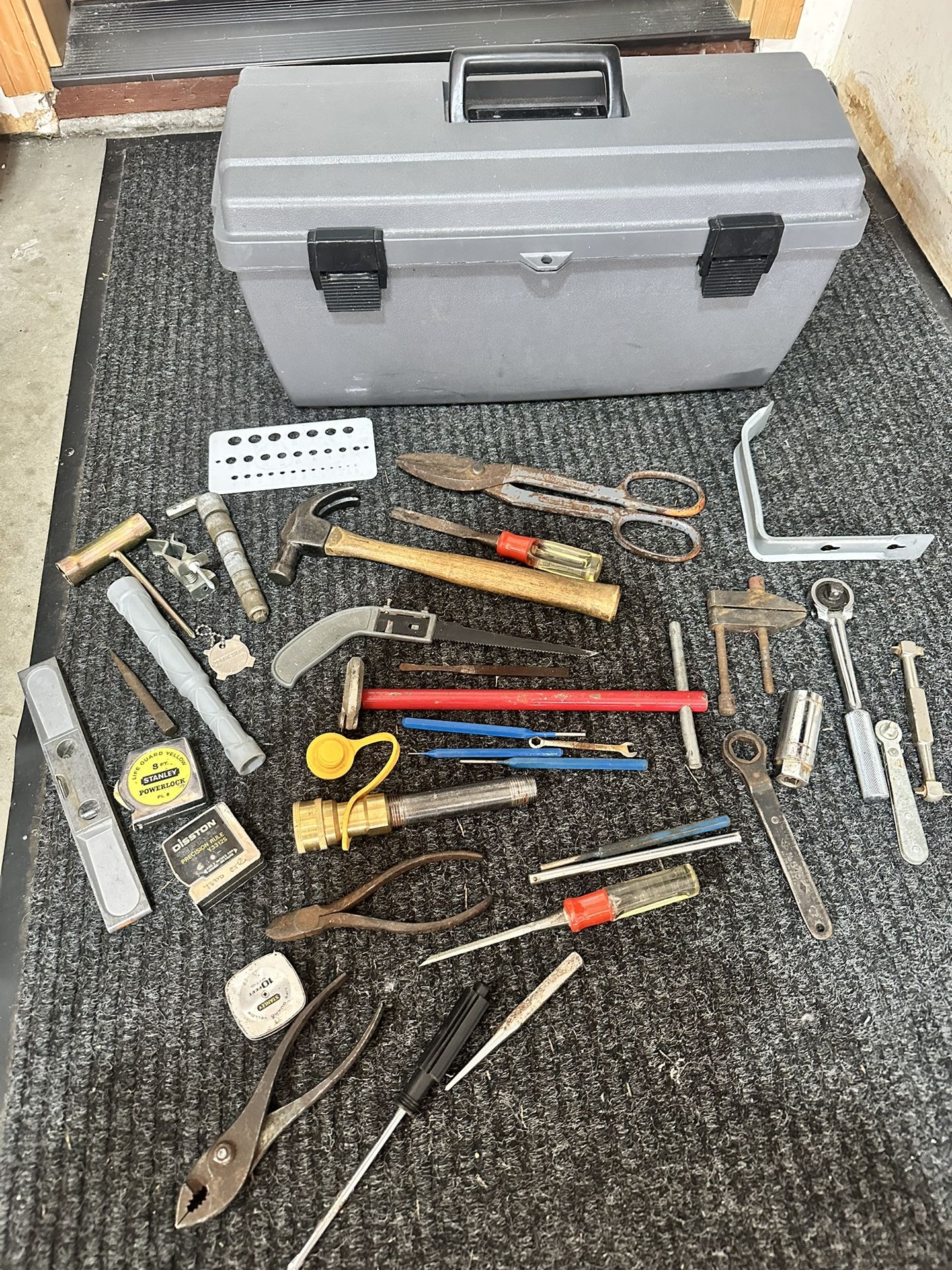 Toolbox & All Tools / Items Pictured - $10