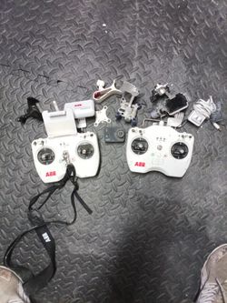 2 AEE controllers and parts