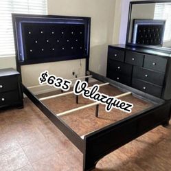 ✅️✅️4 pc Queen modern black finish wood padded headboard LED bedroom set (Mattress and tall chest not included)✅️✅️