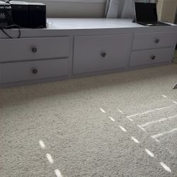 Bench Pull Out Drawer 