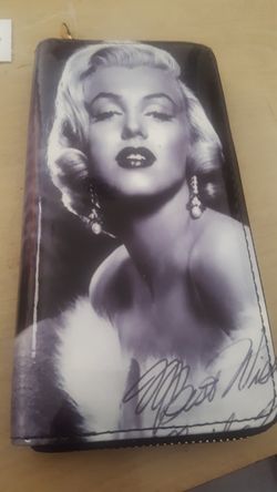 Marilyn Monroe wallet
