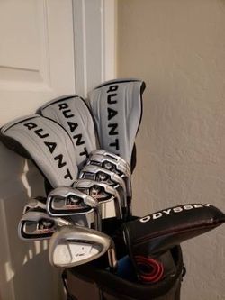 Taylormade full golf clubs set and bag
