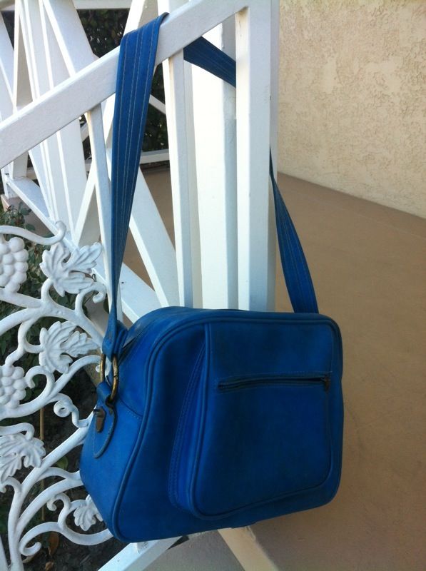 Vintage turquoise blue travel bag