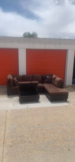 Free Delivery & Set-up🚚 Brown Chaise Sectional With Ottoman | Second Chance Sofas LLC
