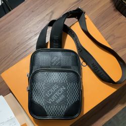 Authentic Louis Vuitton 2021 Damier Graphite 3D Amazon  Sling Crossbody Bag