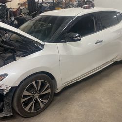 Nissan Maxima Part Out !!!!