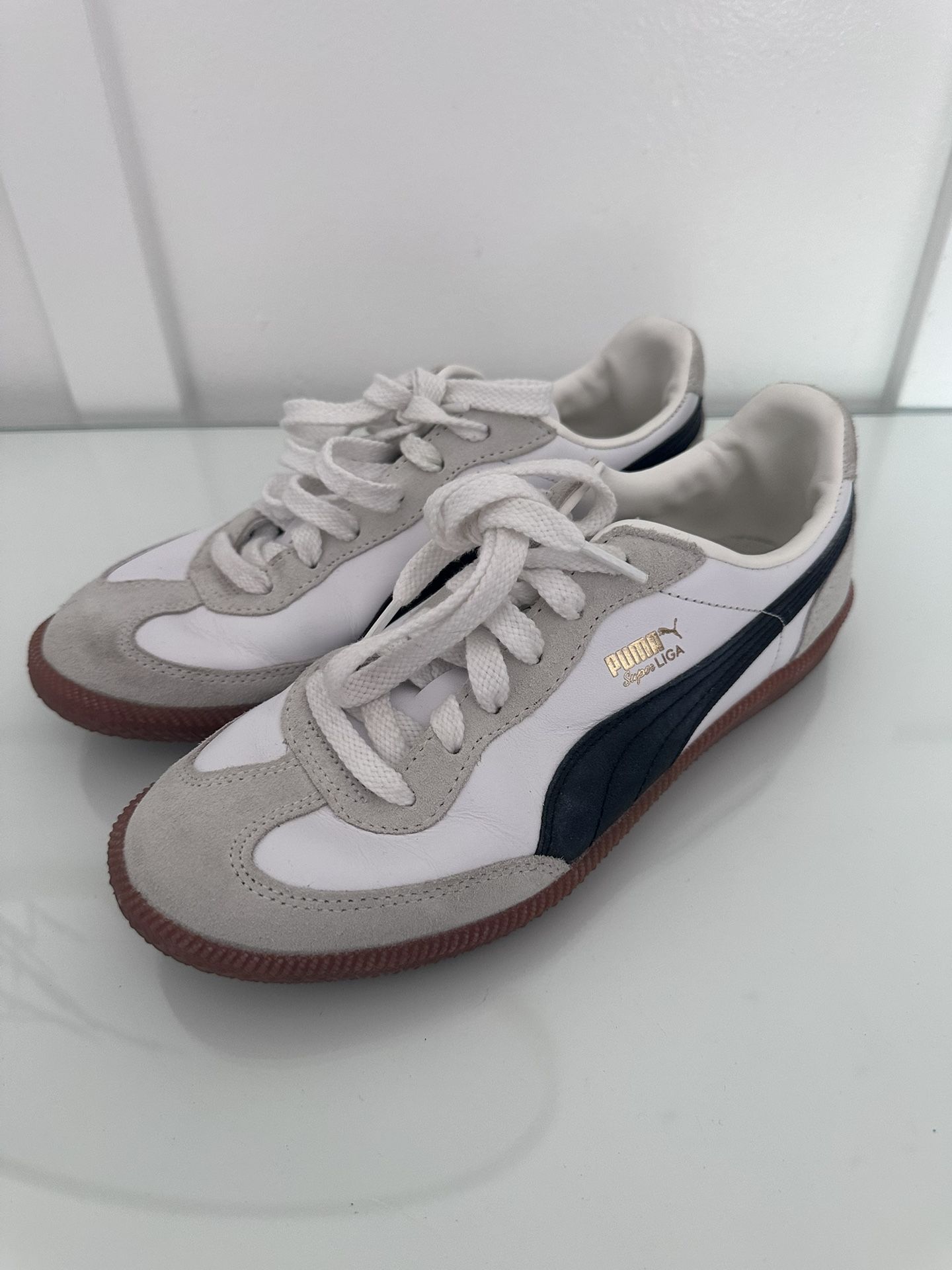 Puma Shoes Size 5 Men / 6.5 Women