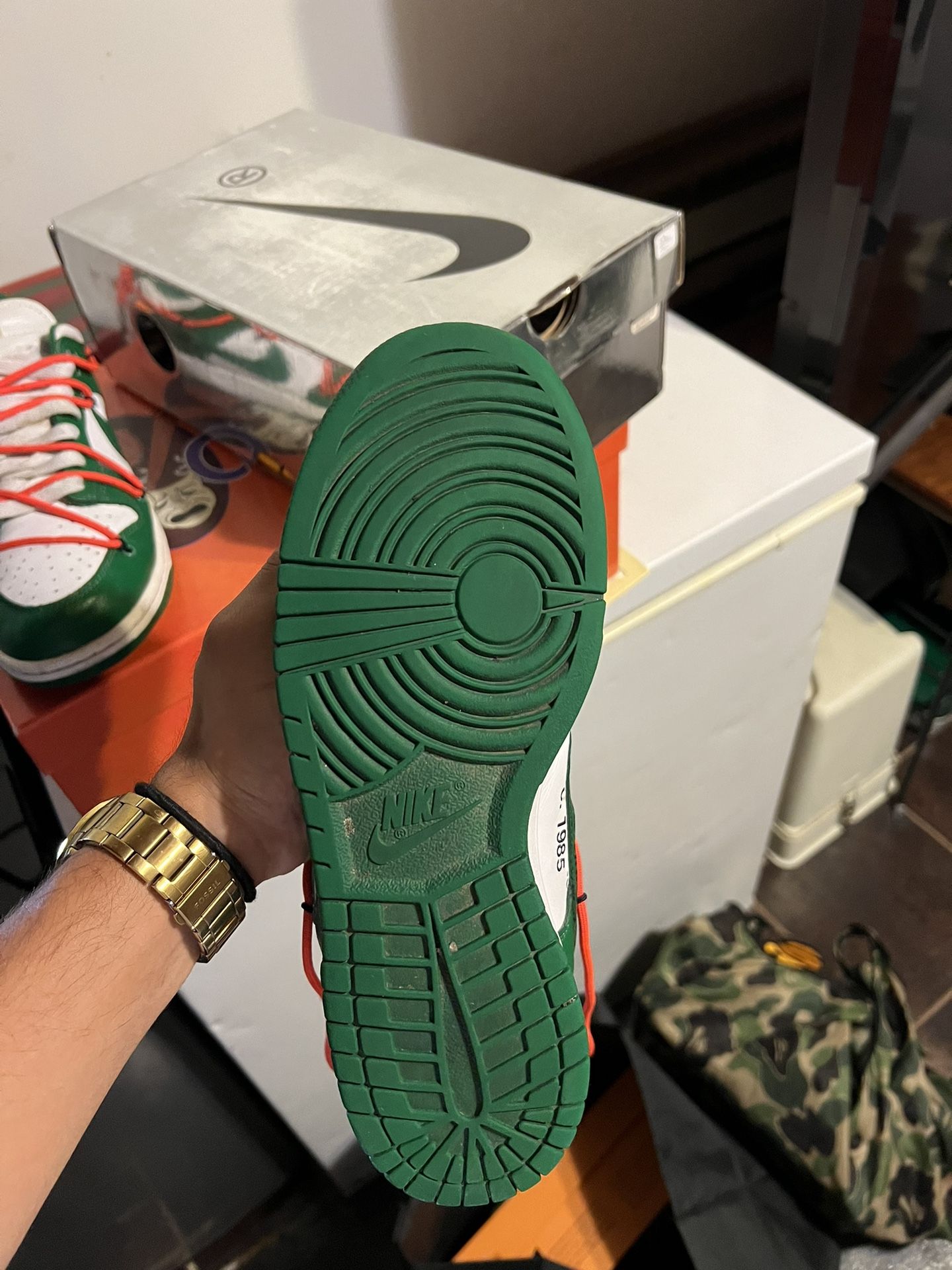 nike dunk low off white