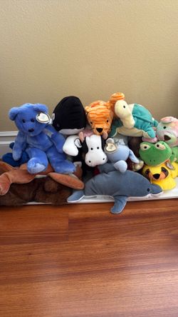 Ty pillow pal plush. New with tags.