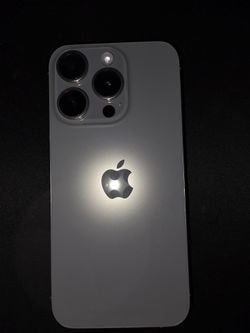 iPhone 15 Pro 256gb Liberado para cuálquier compañía. (Carrier Unlocked)