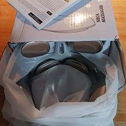 NIB ULTIMATE PORTABLE 4 HEAD NECK MASSAGER W/HEAT THERAPY & PULSE TECHNOLOGY *READ DESCRIPTION *