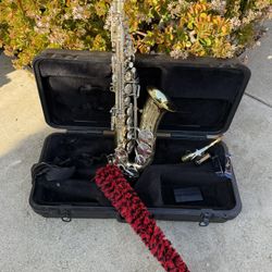 Alto Saxophone 🎷. Bundy Selmer.  USA 