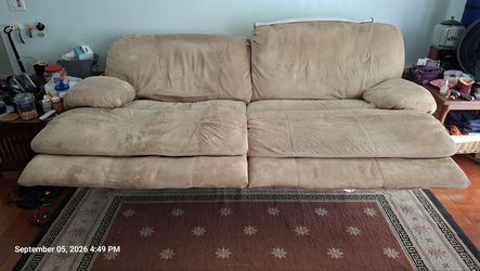 Free recliner sofa Furniture