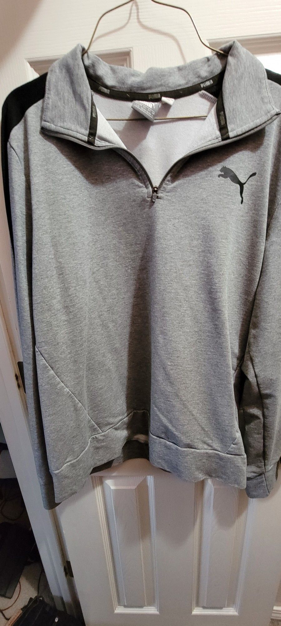 Puma Pull Over