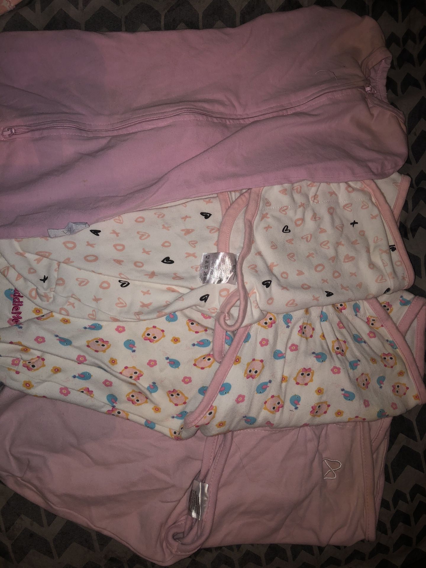 Baby swaddles