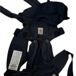 Baby carrier 