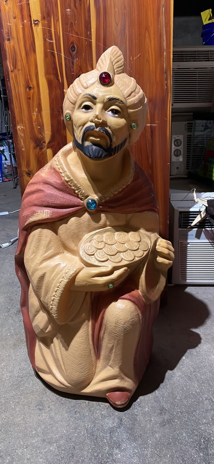 Blow Mold Poloron Wiseman
