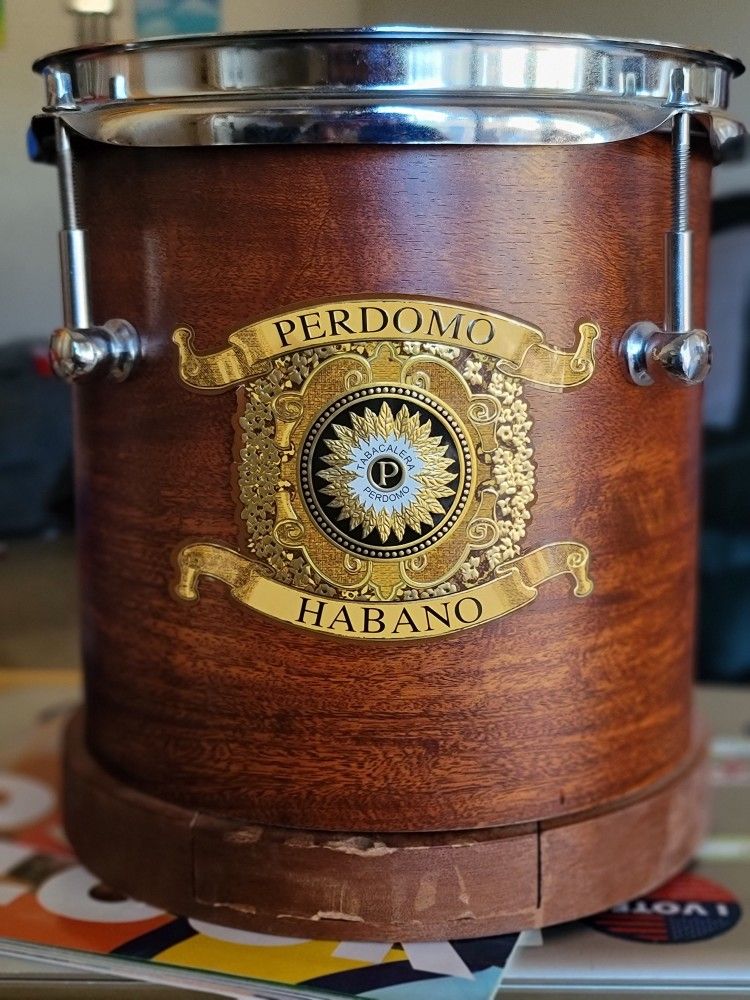 Perdomo Harbano Barrel Cigar Humidor