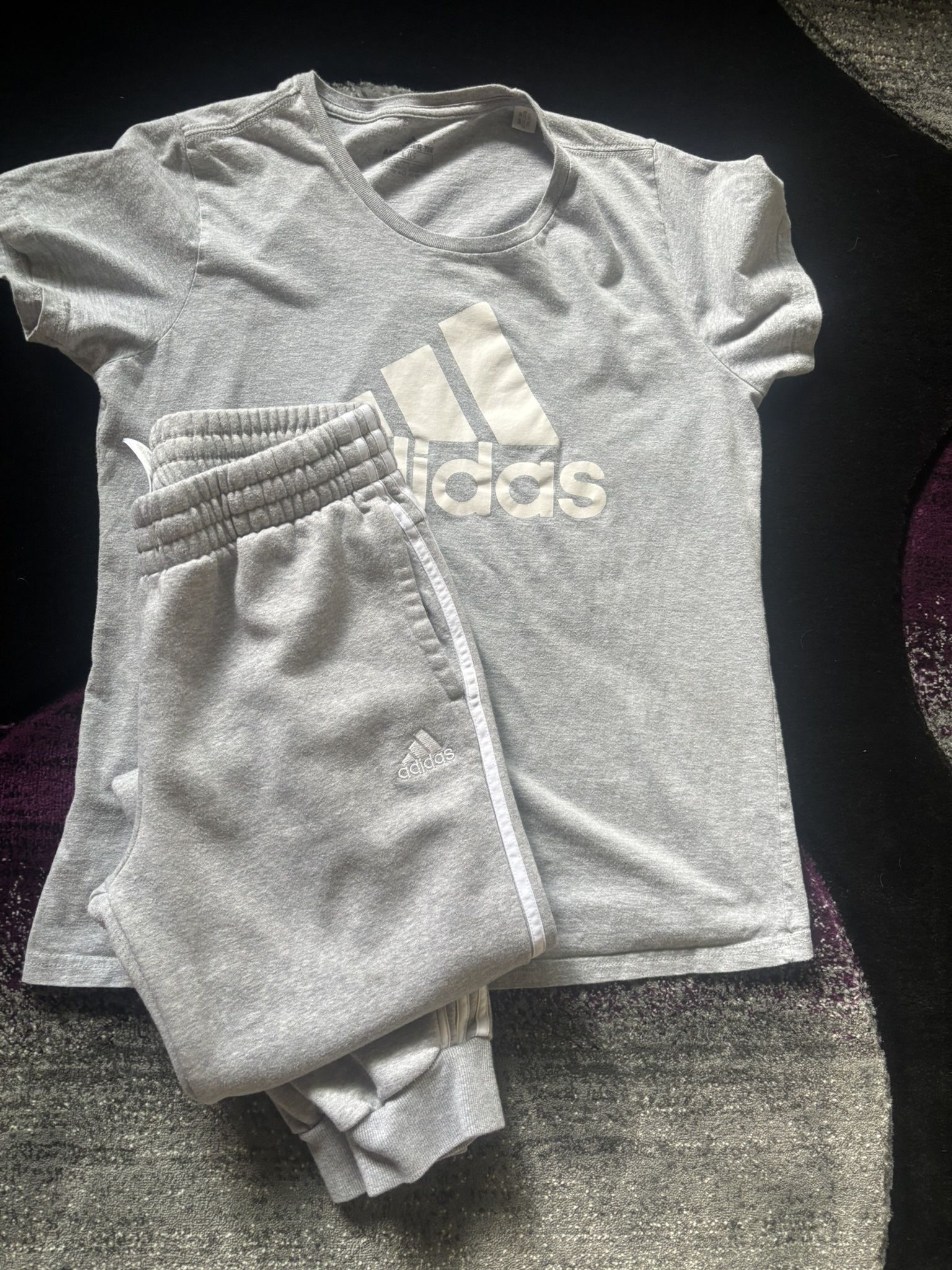 🌸Women Adidas Set 🌸