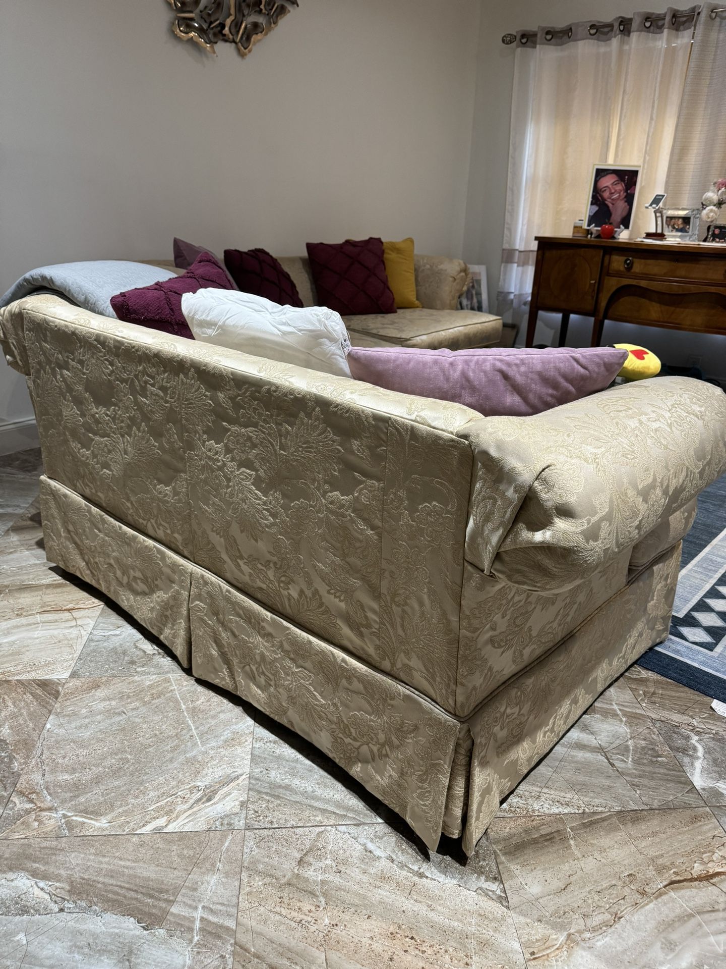 Good Sofa