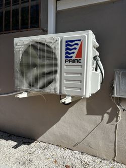 Mini Split 12,000 New