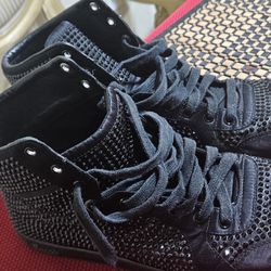 Gucci Shoes Hight Top  337450  Size 9.5