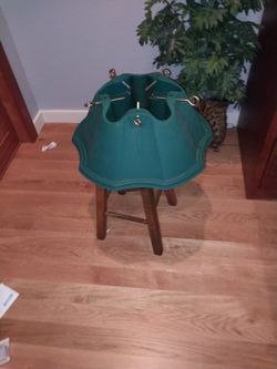 LG Christmas Tree Stand. Used