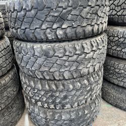 4- LT265-70-17 Cooper ST MAXX Tires 