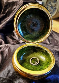 Vintage Handcarved Alabaster Ring Holder