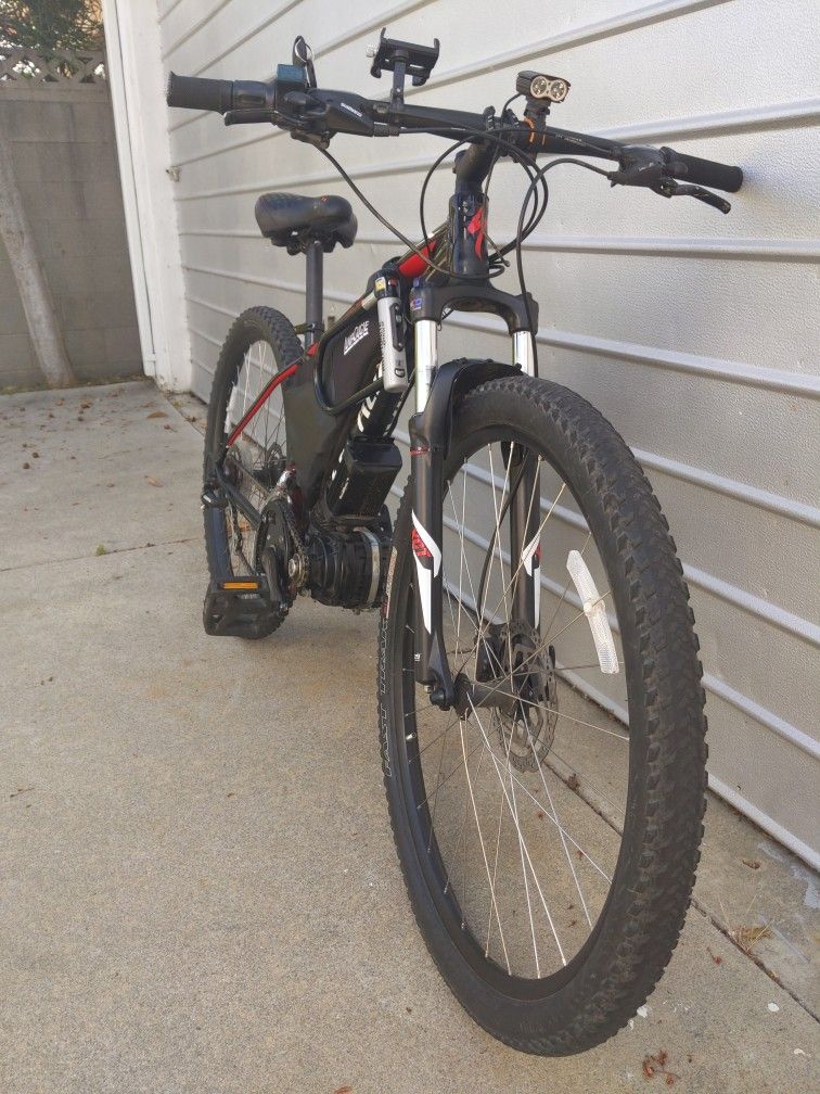 E-Bike City-Off Road 37mph top Speed. DIY 3000 Watt Mid Drive Motor