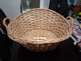 Canasta para pan u otras cosas nueva es grande