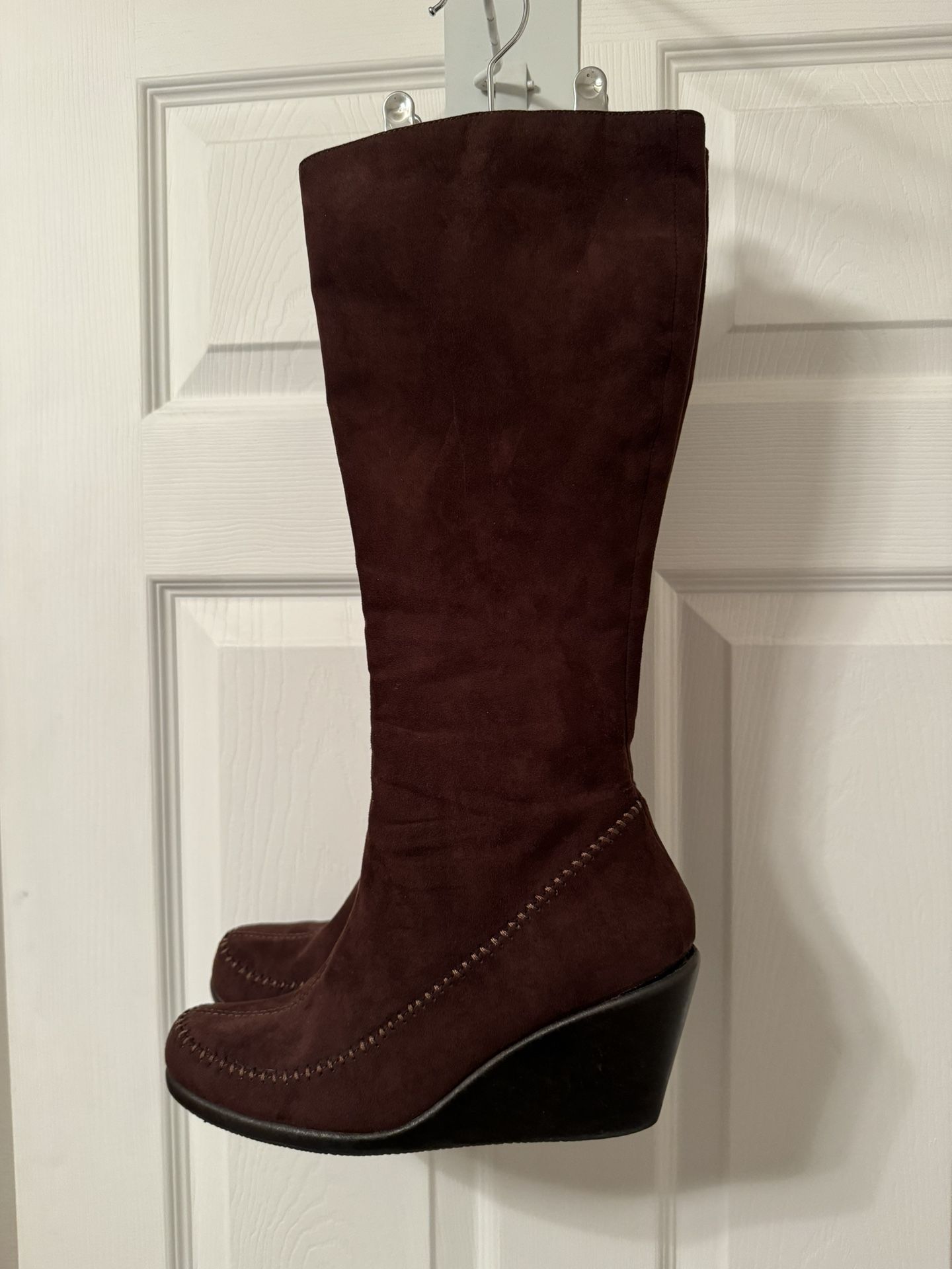 Wedge Boots - 9 1/2 - Wide Calf