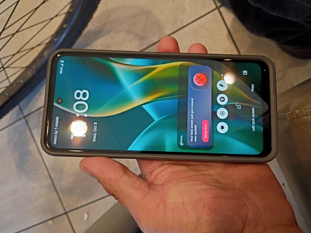 Moto G 2025 Cell Phone W/1 Month Active