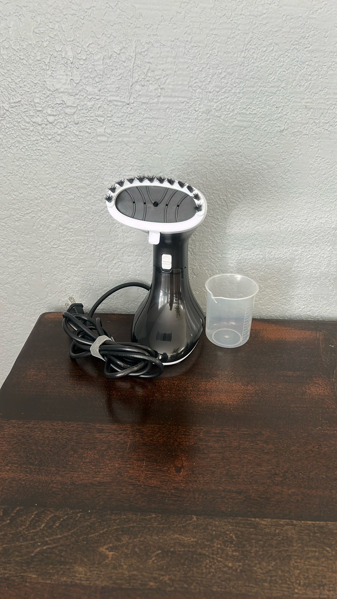 Farberware Hand steamer for clothes.