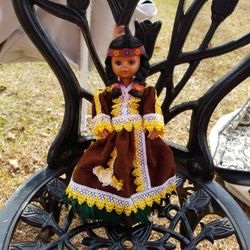 Indian COLLECTABLE DOLL MEXICO 