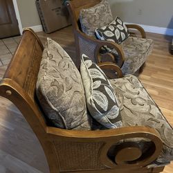 2 Living Room Chairs 