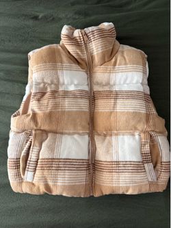 Cropped Flannel Puffer Vest
