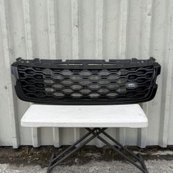 2018 2019 2020 2021 2022 2023  2024 Land Rover Rand Rover Velar Front Bumper Grille 
