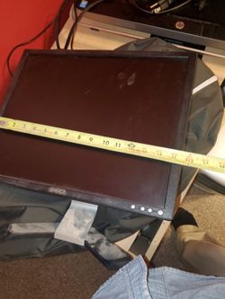 Dell Vga And Dvi 15 " Monitor
