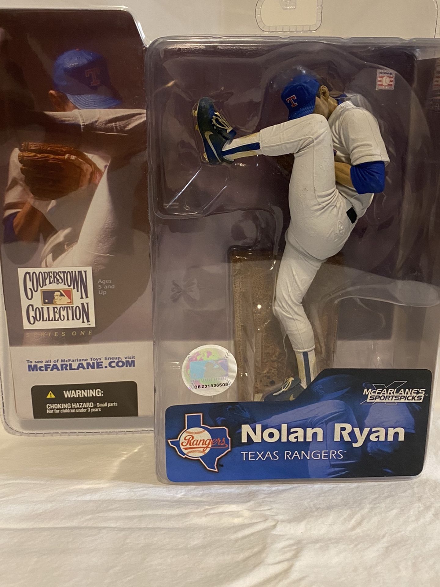 MLB MCFARLANE Action Figure Baseball Nolan Ryan Texas Rangers 2004 NIB