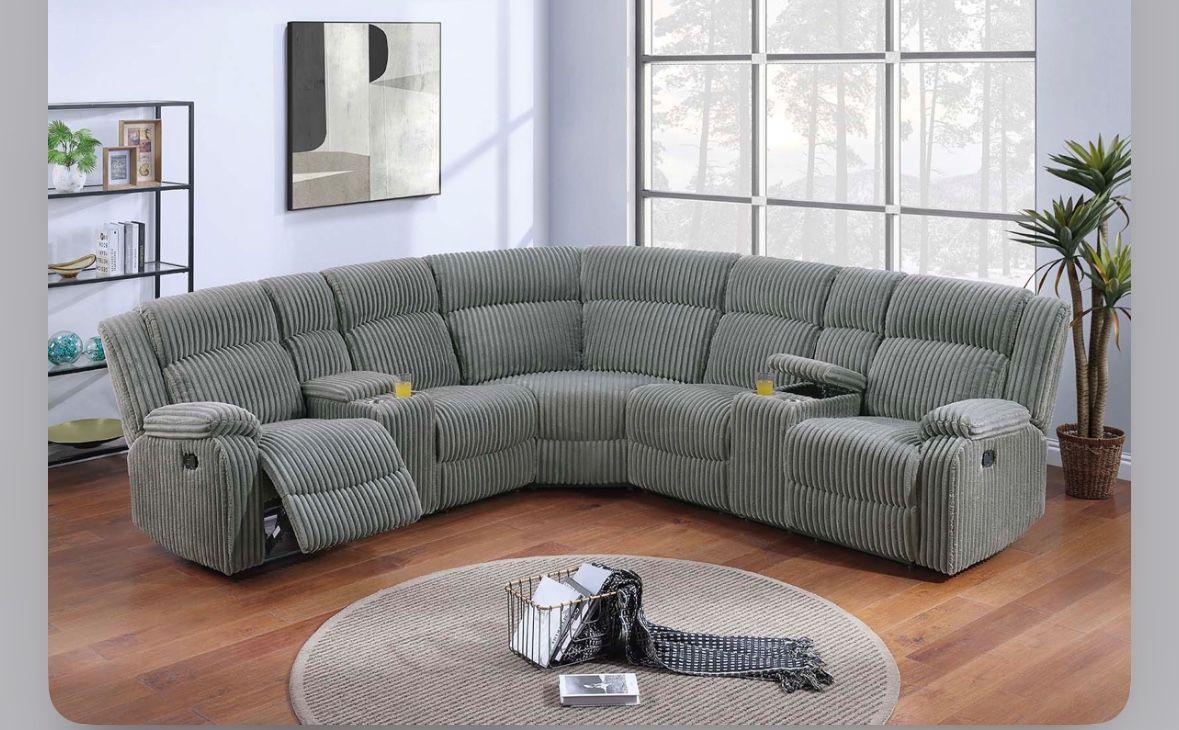 Recliner Sectional Set