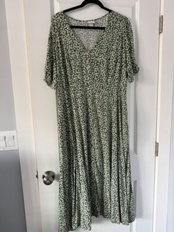 Ava & Viv Green Floral Maxi Dress