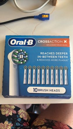 Oral-B Crossaction electric toothbrush heads