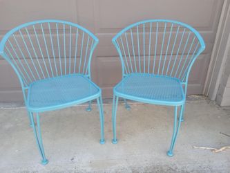 SET OF 2 VINTAGE WOODARD CAROLINA FORGE METAL PATIO CHAIRS